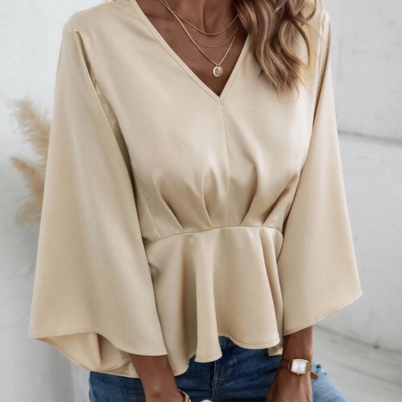 BellanBlue Tops - V neck Kimono Sleeve Oversized Blouse